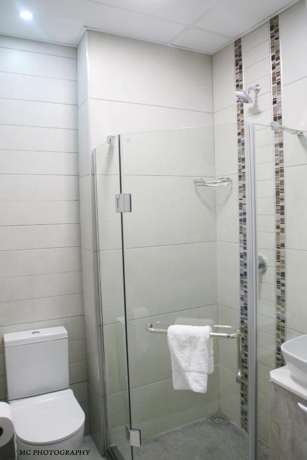 King'S Palace Hotel Rustenburg Bagian luar foto
