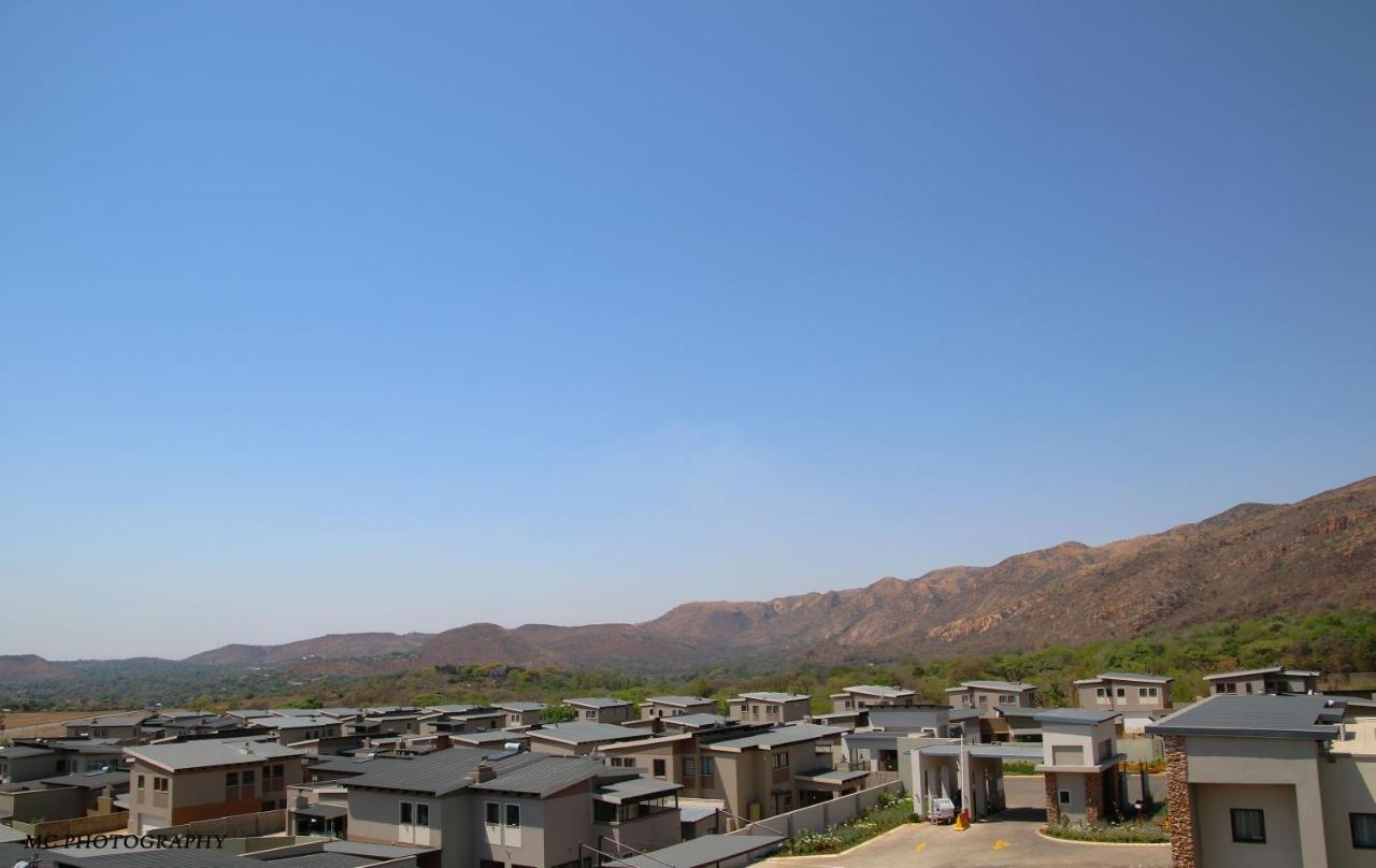 King'S Palace Hotel Rustenburg Bagian luar foto